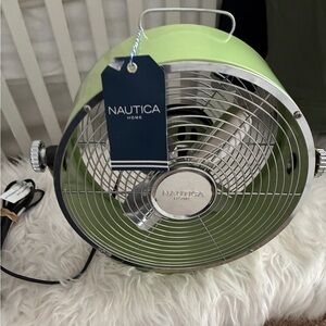 NWT Nautica Home Lime Green Portable Desk/Dorm Fan.